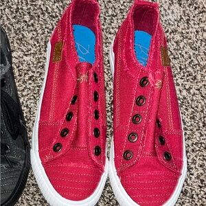 Women Blowfish Slip-On Sneakers-Red
